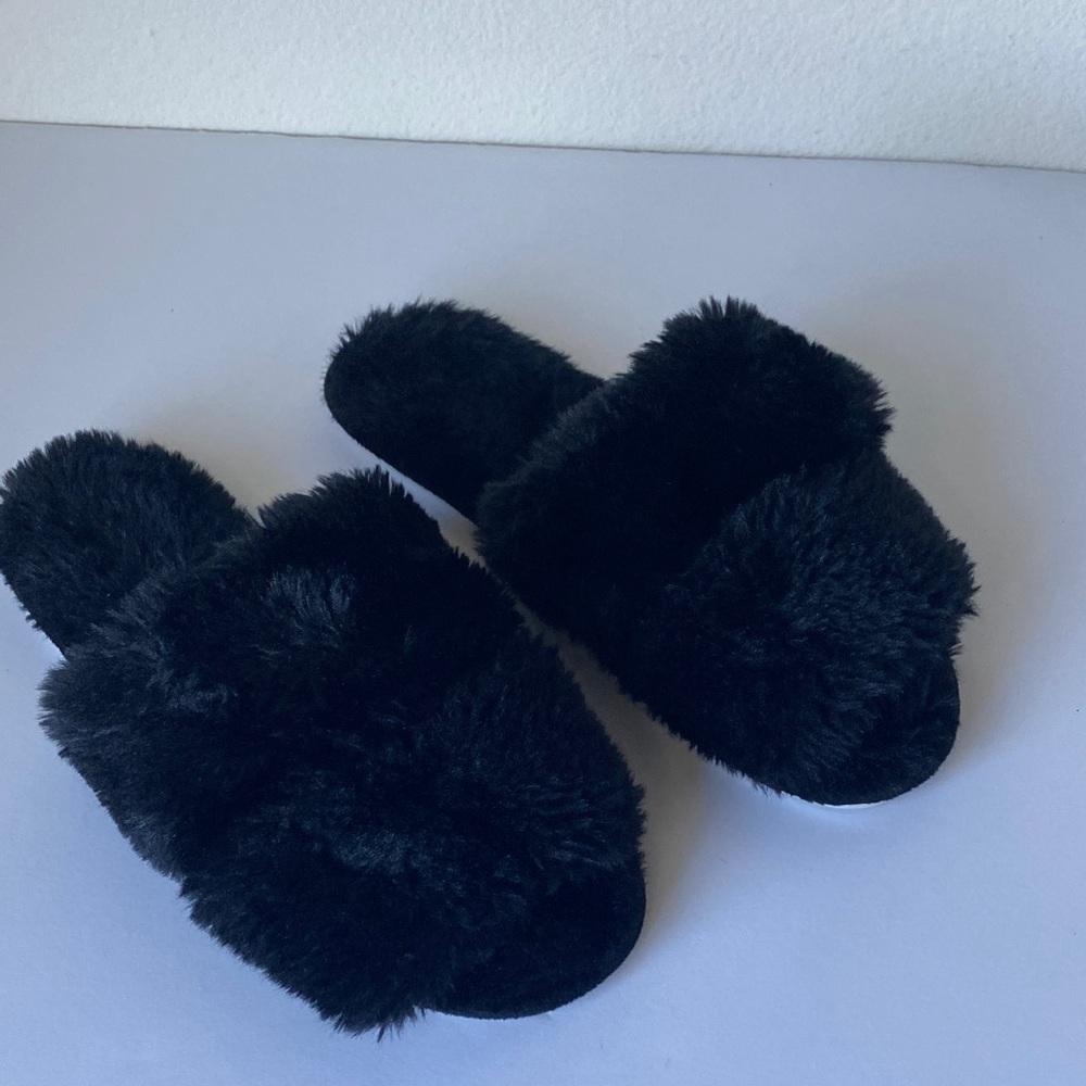 Pottery Barn Black Faux Fur Slippers